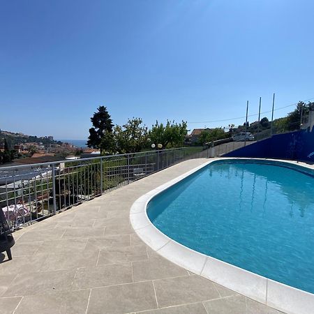 Residence Hotel Edy Imperia Dış mekan fotoğraf
